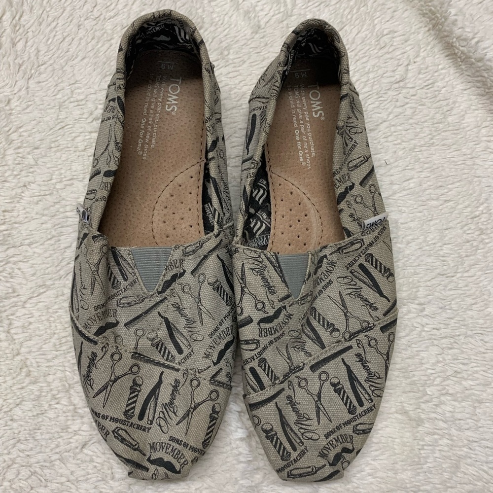 Toms gray barber print flats